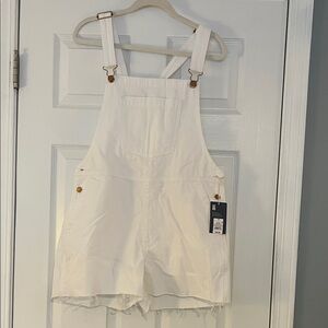 Universal Thread Cream Denim Overalls, NWT, bought in ‘24